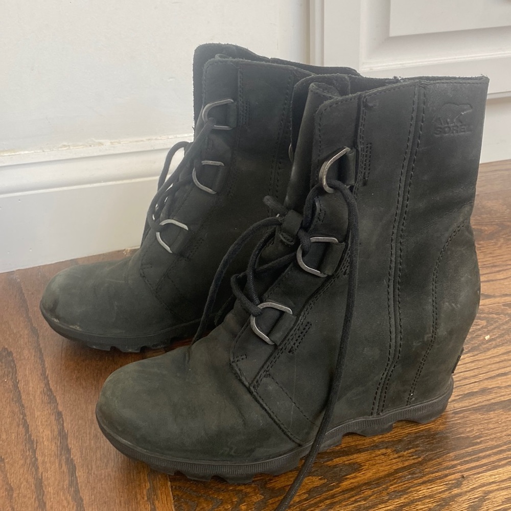 Sorel Joan of Arctic waterproof Wedge US Size 9